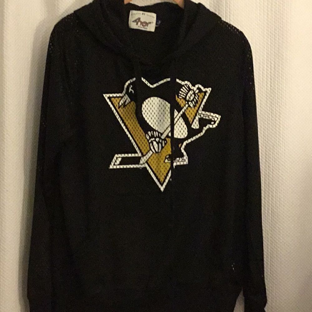 Pgh Penguin’swomen’shoodie